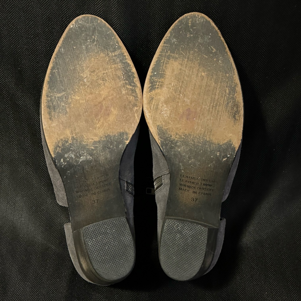 Anthro Silent D cut-out ankle boots in dark gray suede. - Picture 6 of 8